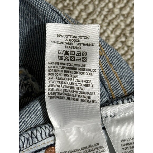 lucky brand jeans womens 10/30 90s Loose Hi Rise Crop Button Fly Distressed - Picture 4 of 9